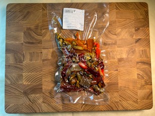 Сухарики с грибами и сметаной: Морской коктейль (250 гр.)