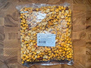 Чипсы из лаваша: Ореховая смесь ж/с с кукурузой со вкусом 